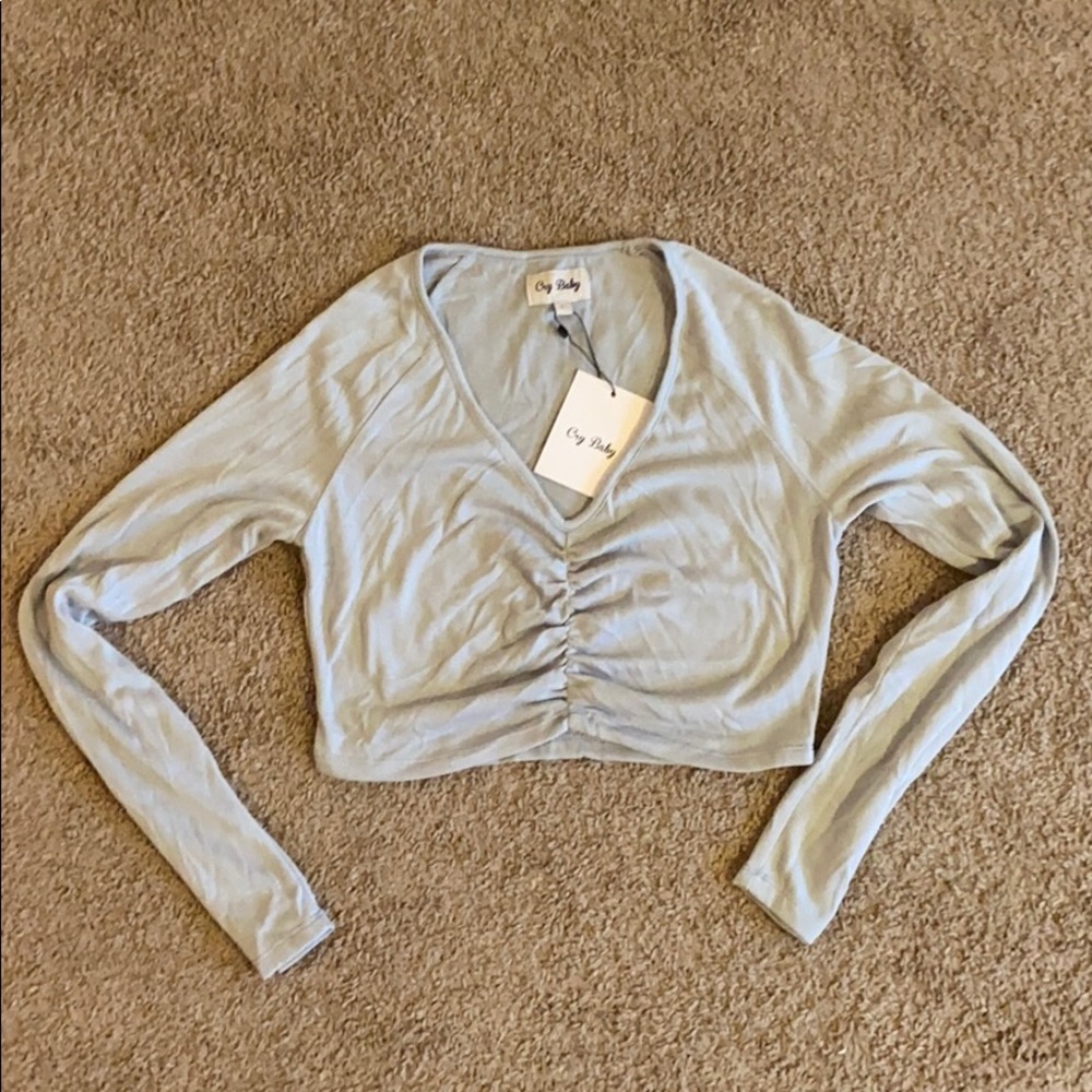 Long sleeve crop top